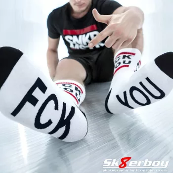 Sk8erboy – Stílusos FCK YOU zoknik