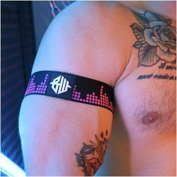 Equalizer Black-Pink Neon – stílusos neon karszalagok