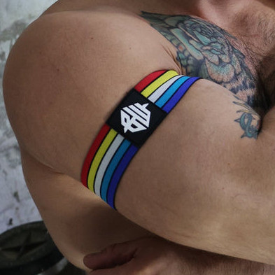 Brassards Retro Remix – elegáns sárga csuklószorítók (2 db)