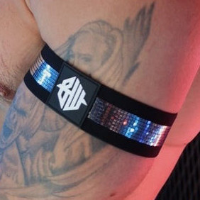 Illuminator – Prémium fekete-ezüst karkötők (2 db)