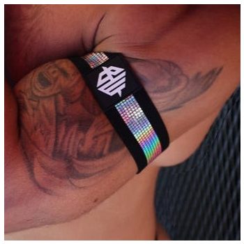 Illuminator Noir – színes világító karkötők (2 db)