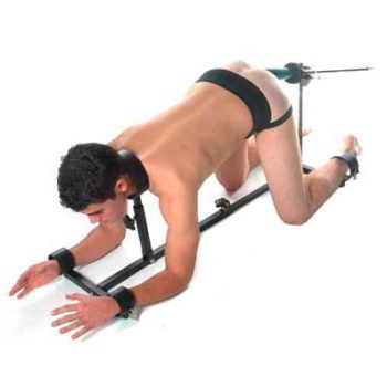 Metal Hard – BDSM játék pénisz kiegészítővel